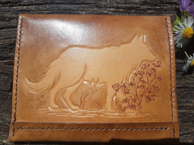 Pochette loup et rosa canina